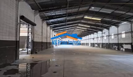 Galpão 3530m² na Vila Menk.