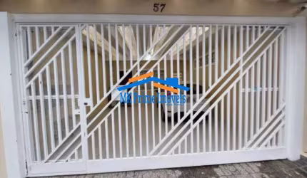 Excelente Sobrado Reformado com 2 Quartos, 2 Vagas e Edícula - São Paulo.