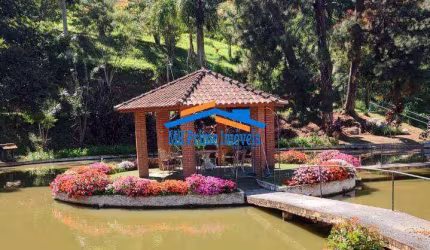 Sítio Santo Antônio: Lazer Completo e Restaurante para 200 Pessoas.