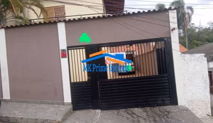 Casa Assobrada a venda com 250m² Terreno, 03 Quartos, 05 Vagas- JD.D´ ABRIL