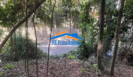 Terreno em Jardim Peri Peri com 548m²