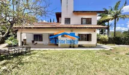 Cond Vila Velha - Casa 80% TÉRREA, 3 suítes! Lote 1.546m² plano!