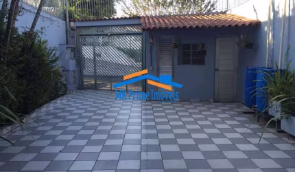 Sobrado à Venda de 209m² com 3 Quartos e 3 banheiros -Bela Vista Osasco