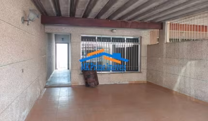 Casa Térrea 3 Quartos, 2 Vagas, 250m² de Terreno, Quitaúna/Osasco