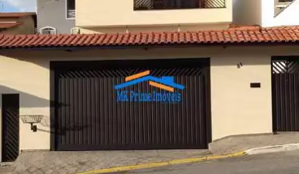 Casa Assobradada a Venda, com 310m², 04 Quartos, 01 Suíte - ADALGISA