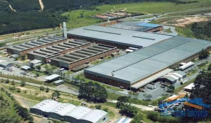 Galpão com 70.000 mil metros² - Venda ou locação.