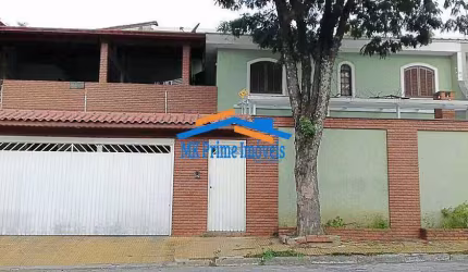 Casa com 4 Quartos e 4 banheiros à Venda, 240 m²
