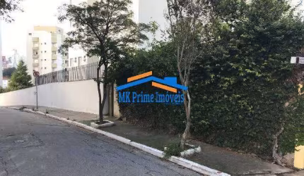 Terreno 315m² com duas frentes na Vila Madalena.