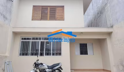 Excelente Sobrado na Vila Yolanda 4 dormitórios 2 suítes.