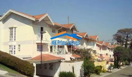 Casa em condomínio 220m² com 3 dormitórios sendo 1 suíte na Granja Viana.