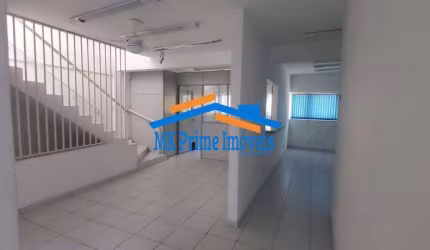 Prédio Comercial com 600m² e 6 pavimentos - Chácara Inglesa.