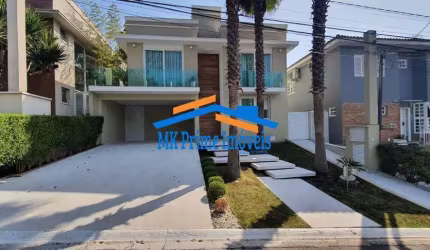 Casa Luxuosa com 4 Suítes, Piscina e 6 Vagas - Residencial 3.