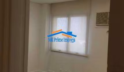 Sala comercial 30m² toda reformada em Alphaville