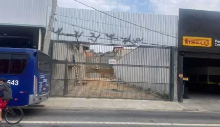 Excelente Terreno Plano com 460m² - Avenida dos Autonomistas.