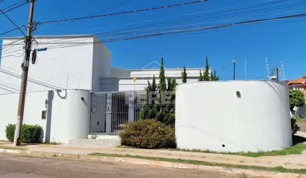 Casa Térrea no Bairro Jardim Bela Vista