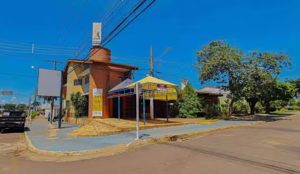 Prédio inteiro antigo Clube da Amizade