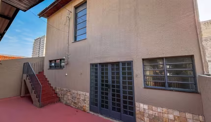 Imóvel Comercial nos Fundos no Bairro Centro