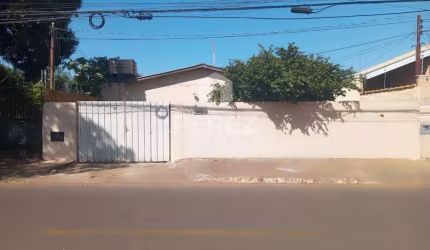 Casa Térrea no Bairro Tiradentes