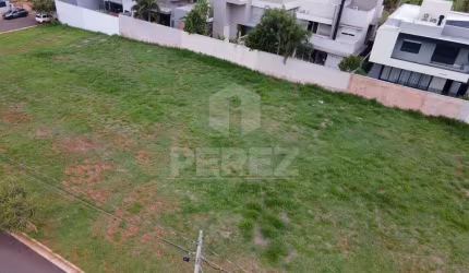 Terreno no Condomínio Damha IV