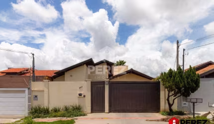 Casa Térrea no Bairro Vilas Boas