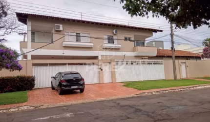 Sobrado na Chácara Cachoeira de Alto Padrão