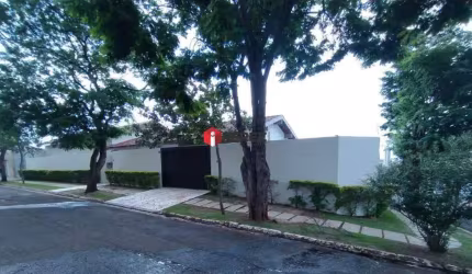 Casa Térrea no Bairro Jardim Bela Vista