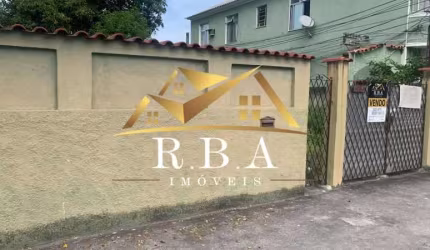 Casa com 5 quartos à venda na Rua Piracaia, Marechal Hermes, Rio de Janeiro, 200 m2 por R$ 500.000