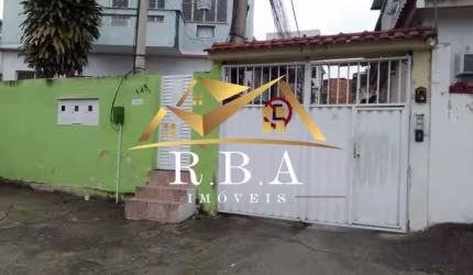 Casa com 2 quartos à venda na Rua Andaluzia, Bento Ribeiro, Rio de Janeiro, 80 m2 por R$ 215.000