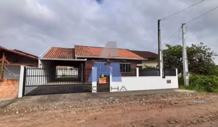 Casa em madeira de Lei