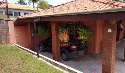 Chácara com 3 dormitórios à venda, 4600 m² por R$ 1.200.000,00 - Chácara dos Pinhais - Boituva/SP