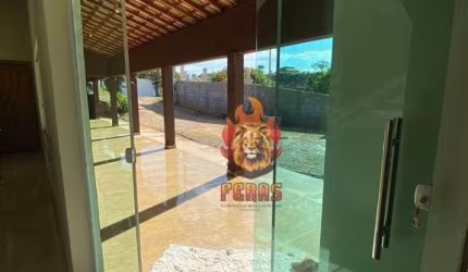 Casa com 3 dormitórios à venda, 420 m² por R$ 700.000,00 - Olhos D'água - Mairinque/SP