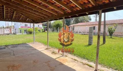 Chácara com 2 dormitórios à venda, 1980 m² por R$ 300.000 - Sarapuí - Sarapuí/SP