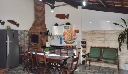 Excelente Casa à Venda, 3 Dormitórios no Balneário Flórida Praia Grande SP Litoral Sul!