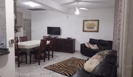 Linda  Casa Térrea  com 3 dormitórios Sendo  1 Suítes e 3 banheiros à Venda, 188 m²  no Balneário Itaoca  em  Mongaguá - SP
