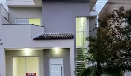 Lindo Sobrado com 164m2 de Área Construída  em Condomínio Fechado Horto Florestal 3  em  Sorocaba - SP.
