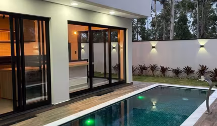 Lindo Casa Térrea de  249m² à venda no excelente  Condomínio  Central Parque   Salto- SP.