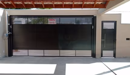 Linda Casa Térrea com 137m2 no Portal Ville Acácia  em  Boituva - SP.