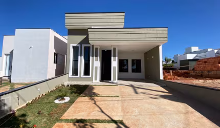 Lindo Térrea de  115m² à venda no excelente  Condomínio   Fechado  Jardim-  Sorocaba - SP.