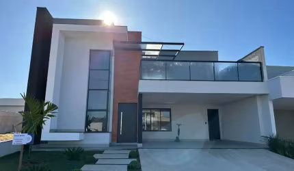 Linda Casa Térrea de  270m² à venda no excelente  Condomínio  Fechado Evidencia em  Indaiatuba- SP.
