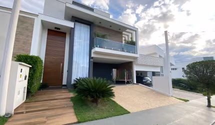 Lindo Sobrado de 175m² de área Construída, e Terreno de 250m2, à venda no excelente Condomínio Fechado Ibiti Royal Park - Sorocaba - SP.