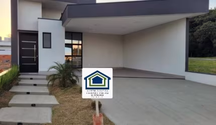 Linda Casa Térrea de 141m² de  área Construída e Terreno 220m2 à venda no excelente Condomínio Fechado  Gran Reserva em Indaiatuba- SP.