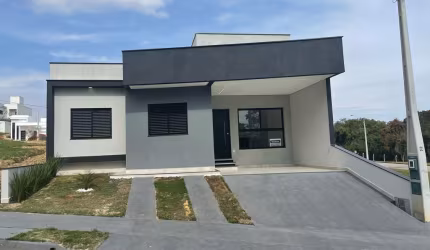 Linda Térrea de 100m² à venda no excelente Condomínio Fechado Villagio Ipanema I- Sorocaba - SP.