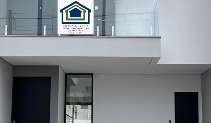 Linda Sobrado com 190m², 03 Dormitórios, á venda no Excelente Condomínio Reserva dos Ypês II em Tatuí - SP.