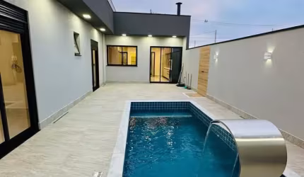 Linda Casa Térrea de 189m² de  área Construída e Terreno 307,33m2 à venda no excelente Condomínio Fechado  Evidencias em Indaiatuba- SP.