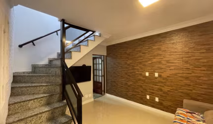 Lindo Sobrado com 03 Dormitórios  à Venda,  100m² no Bairro  Assunção  em São Bernardo do Campo - SP