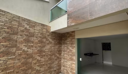 Lindo Sobrado com 03 Dormitórios  à Venda,  114m² no Bairro  Jerusalém  em São Bernardo do Campo - SP