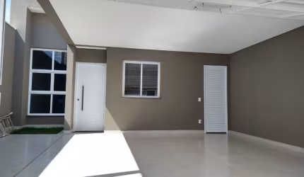 Linda Casa Térrea  de 128m2, de Área Construída, e Terreno de 150m2, com 3 dormitórios sendo 01 Suítes, no Jardim Nova Veneza  - Indaiatuba. - SP