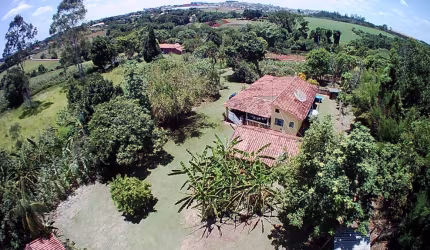 Lindo Sitio de 9.000m², com Plantio de limão, banana, mamão, manga, jaca, e outros, localizado em Boituva - SP