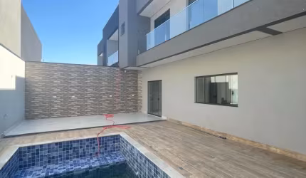 Lindo Sobrado com 04 Suítes, à Venda com 340m² de Área Construída , no Bairro Parque dos Pássaros em São Bernardo do Campo - SP