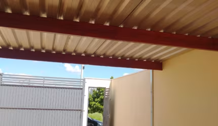 Linda Casa Térrea de 150m² de Área Construída e Terreno de 250m², no Bairro Portal Ville Jardim em Boituva - SP.